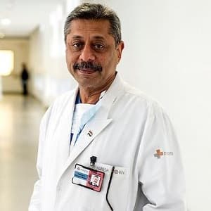 Dr. Dr. Naresh Trehan